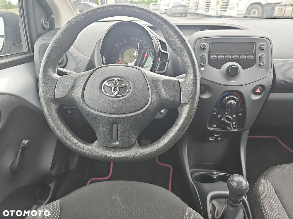 Toyota Aygo - 11