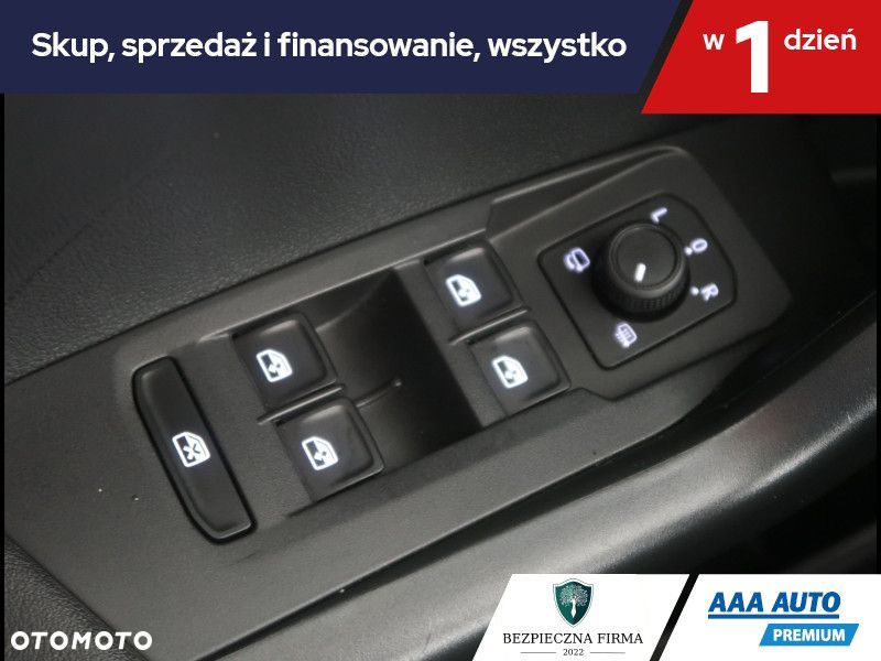 Volkswagen T-Cross - 18