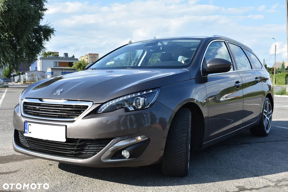 Peugeot 308 2.0 HDi Allure - 2