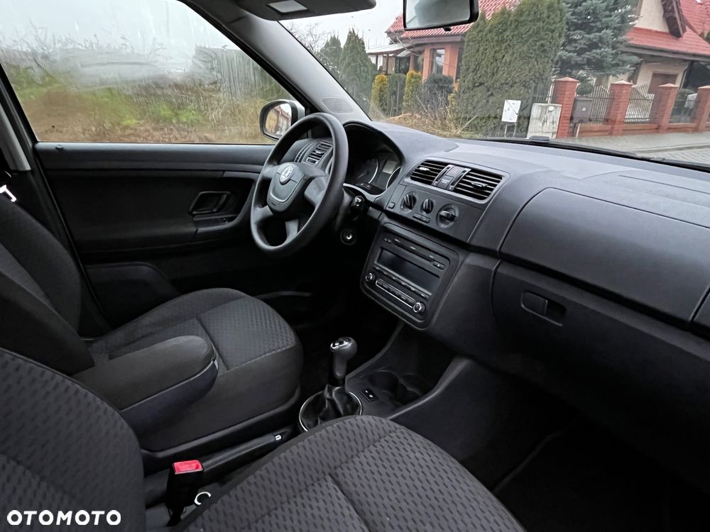 Skoda Fabia 1.2 HTP Ambition - 11