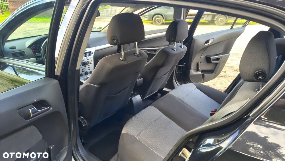 Opel Astra 1.6 Cosmo - 20