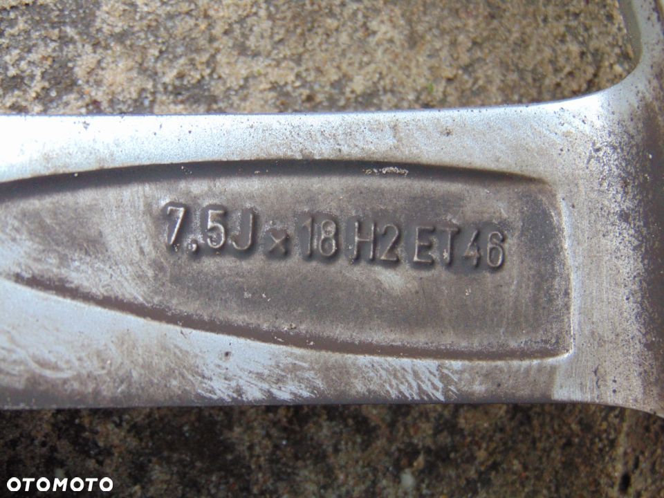 ORYGINALNE felgi aluminiowe 18 3T0601025T 3T0601025HE 7,5Jx18H2 , ET46 Skoda Superb 3T0 2 II 08-15r - 18