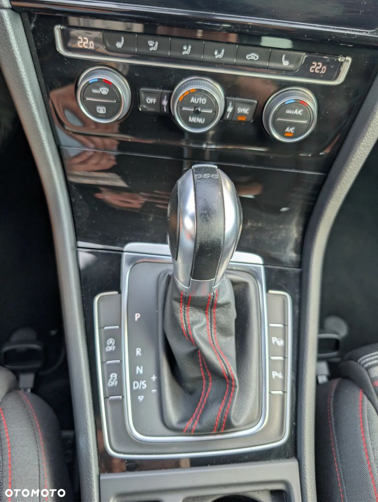 Volkswagen Golf GTI Performance BlueMotion Technology DSG - 27