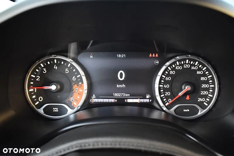 Jeep Renegade 1.4 MultiAir Limited - 32