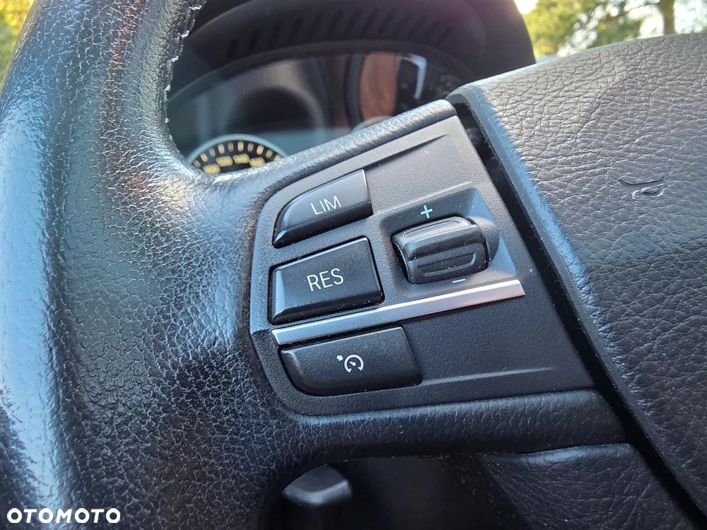 BMW Seria 5 530d - 29