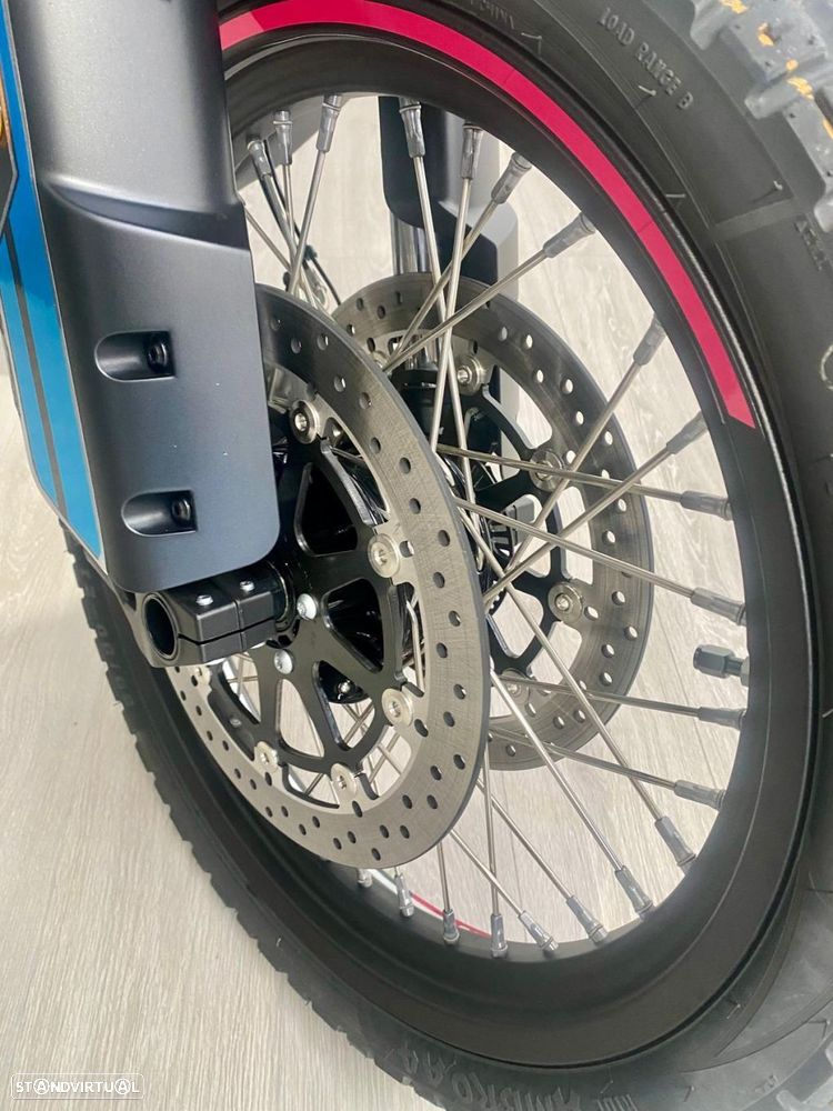 CF Moto 800MT-X - 12