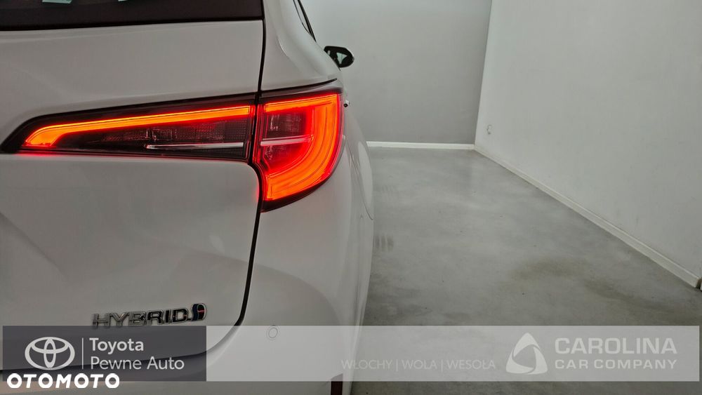 Toyota Corolla 1.8 Hybrid Comfort - 23