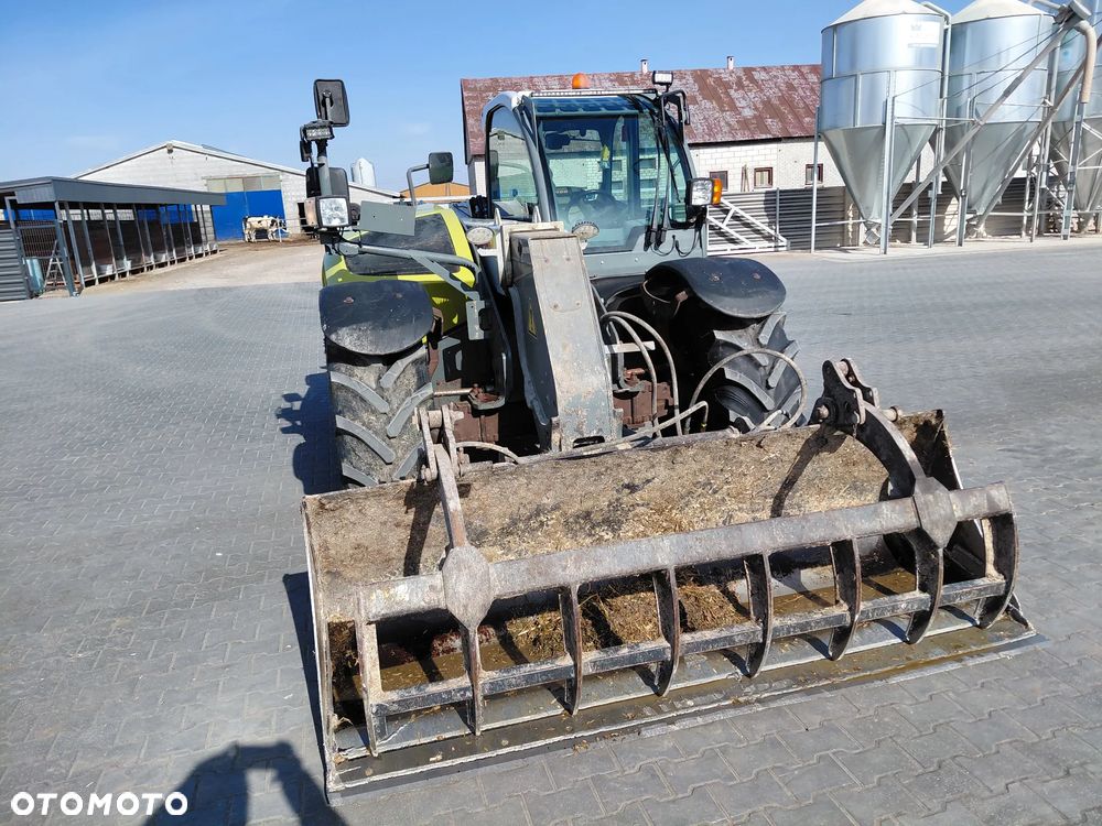 Claas Scorpion 6030 - 8