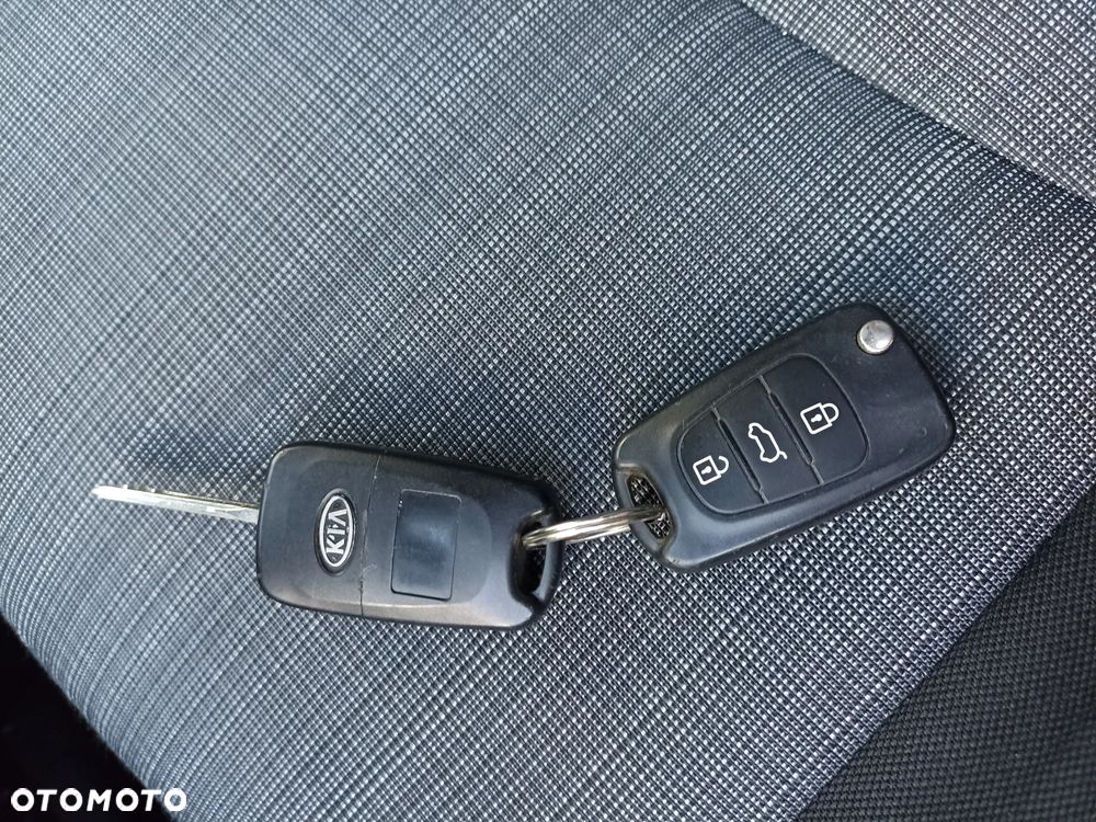 Kia Ceed - 39