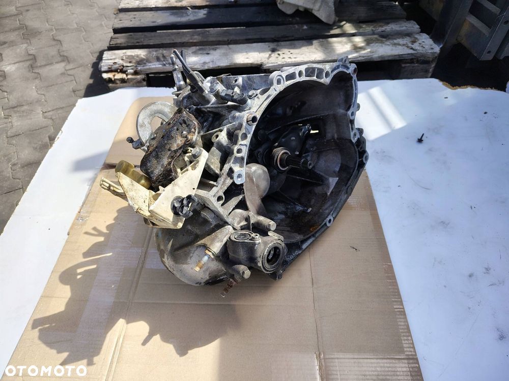 SKRZYNIA 5 BIEGÓW 20DP16 PEUGEOT 307 CC 2.0 16V - 6