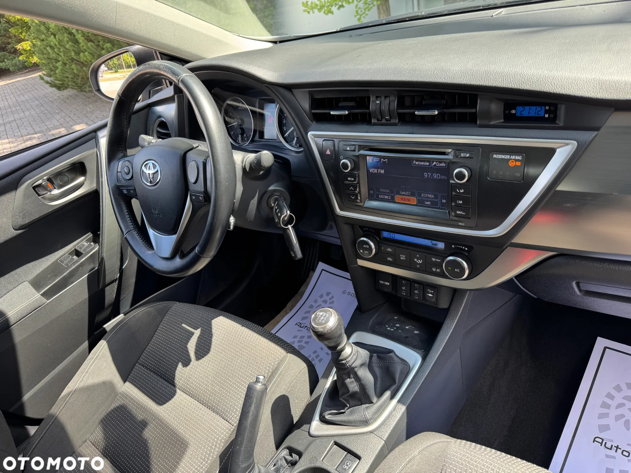 Toyota Auris - 12