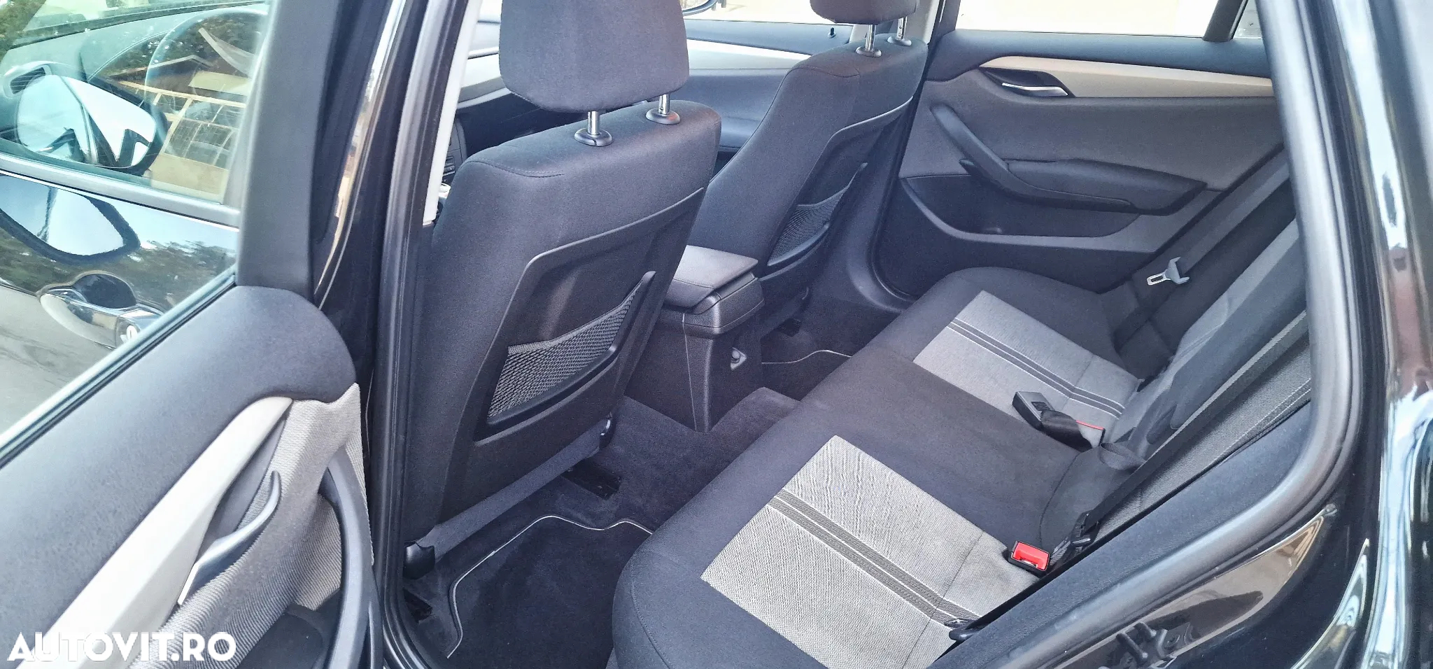 BMW X1 xDrive18d - 9