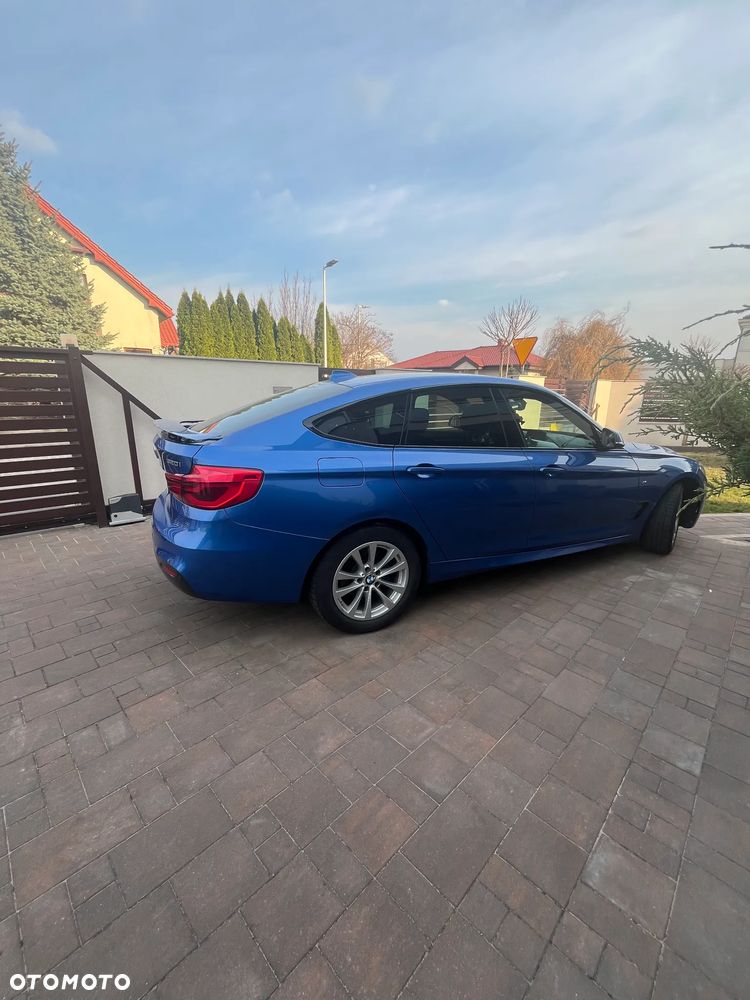 BMW 3GT 320i xDrive M Sport - 10