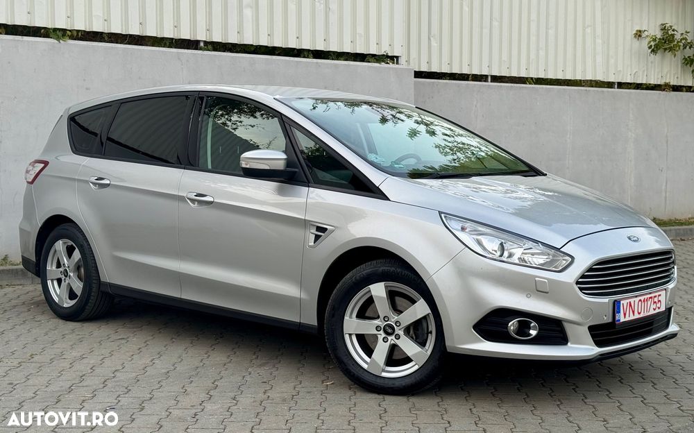Ford S-Max 2.0 TDCi Powershift Titanium - 3