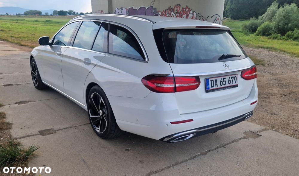 Mercedes-Benz Klasa E 220 d 9G-TRONIC - 2