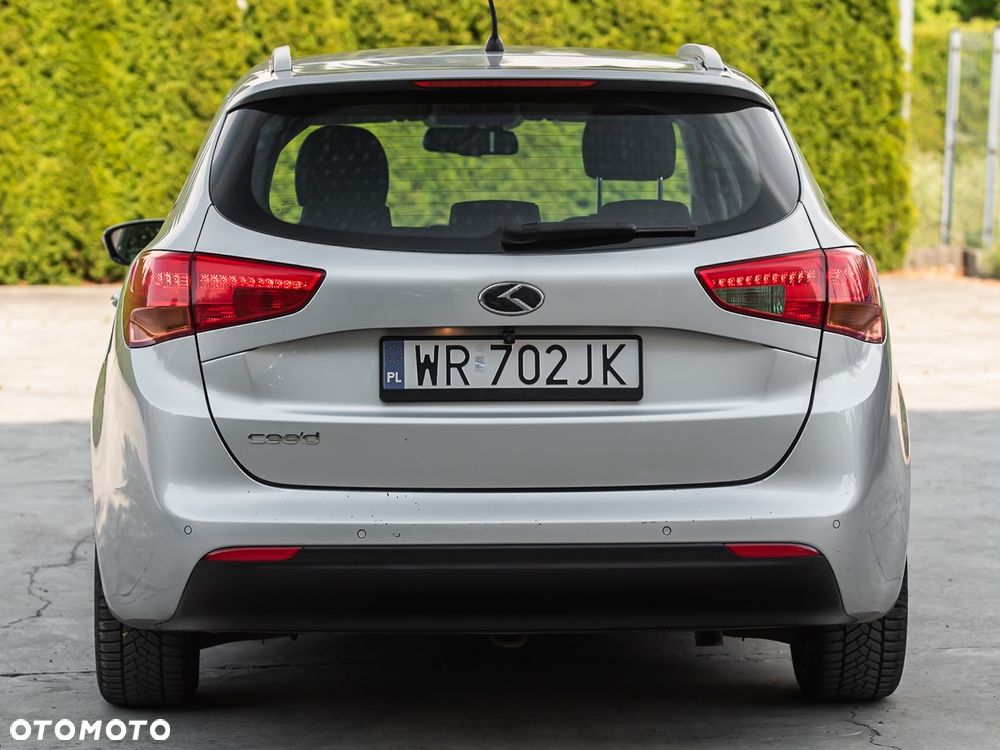 Kia Ceed 1.6 CRDi 128 Spirit - 16
