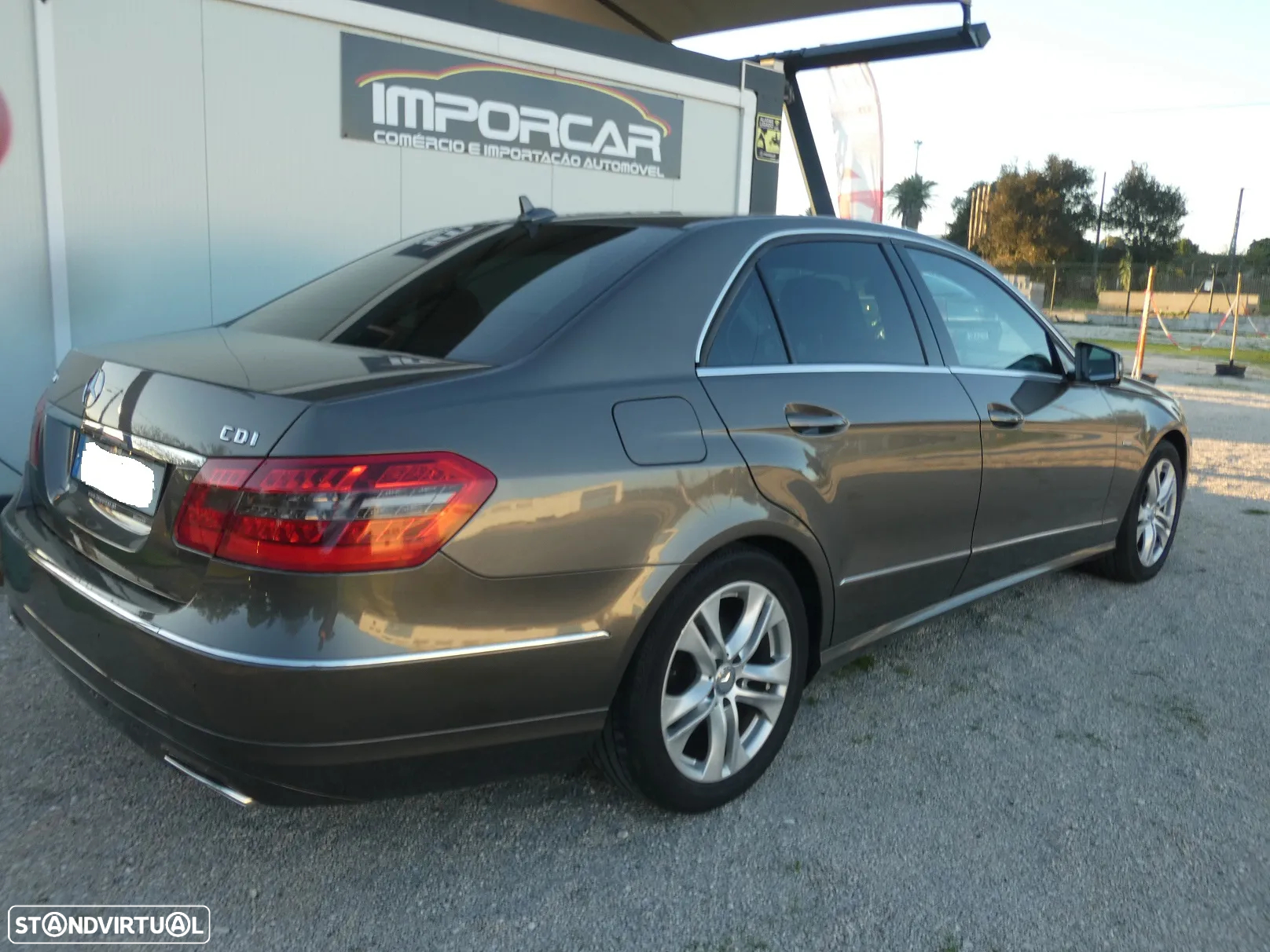 Mercedes-Benz E 250 CDi Avantgarde BlueEfficiency Auto. - 4