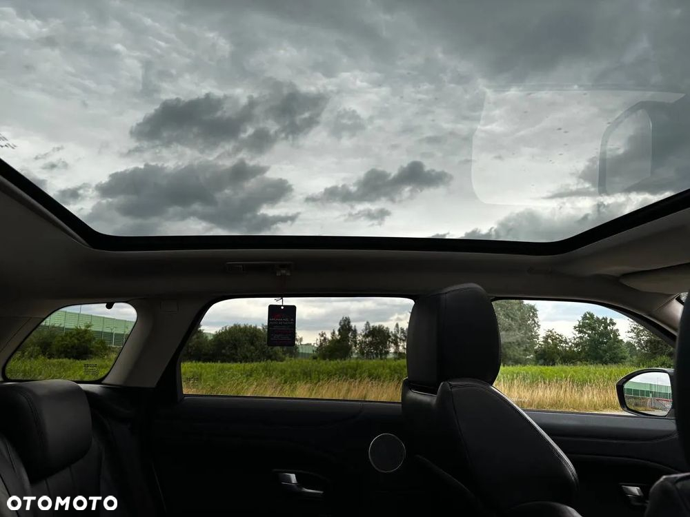 Land Rover Range Rover Evoque - 21