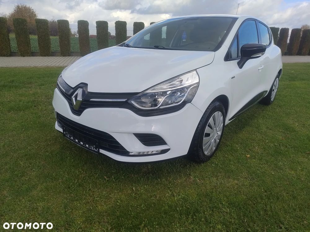 Renault Clio - 7