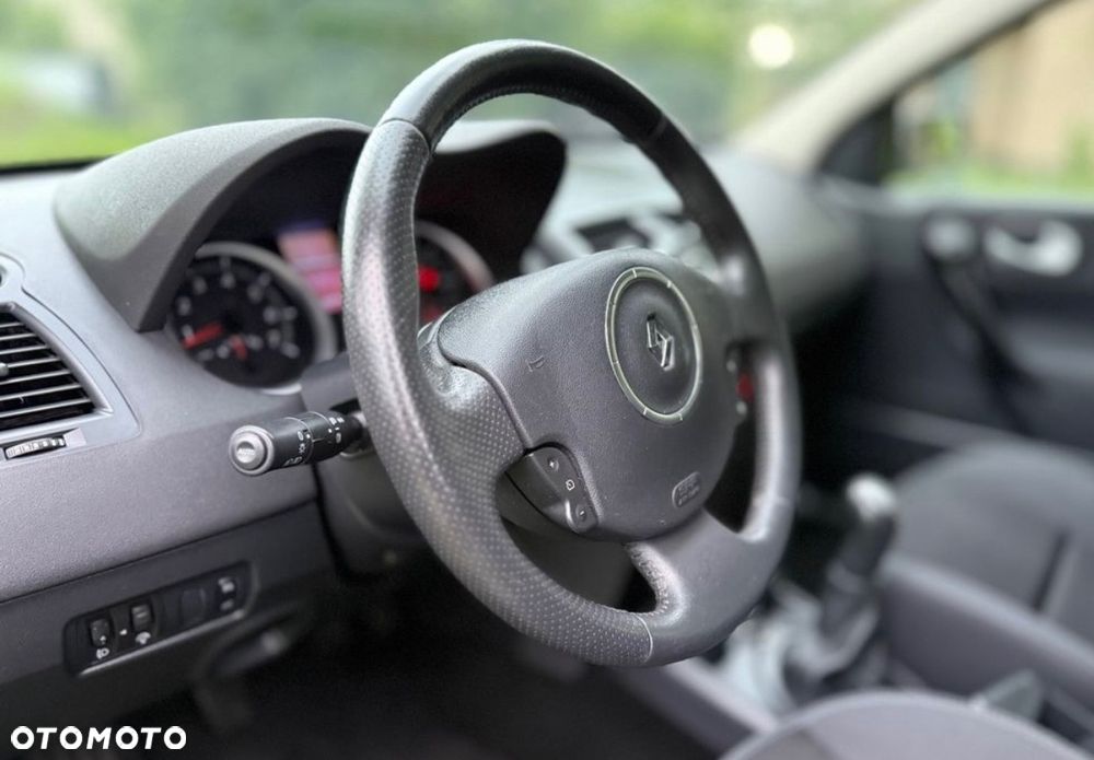 Renault Megane - 5