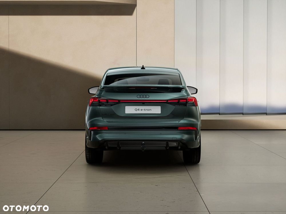 Audi Q4 Sportback e-tron - 5