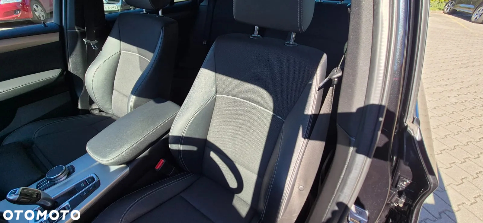BMW X4 xDrive20i - 16