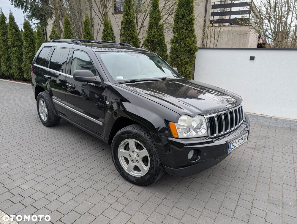 Jeep Grand Cherokee - 1