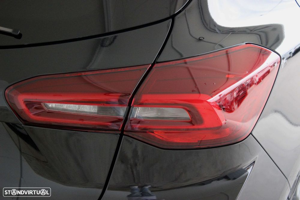 Ford Focus 1.0 EcoBoost MHEV ST-Line - 8