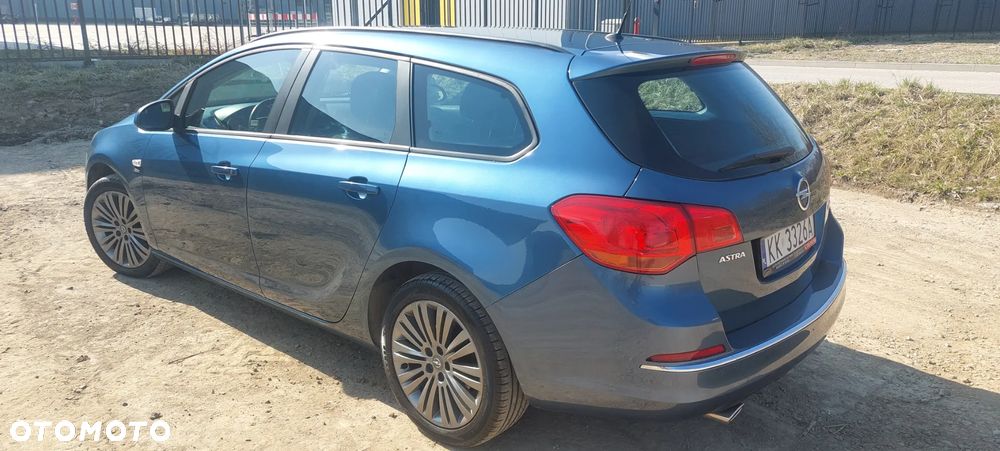 Opel Astra 1.4 T Cosmo - 12
