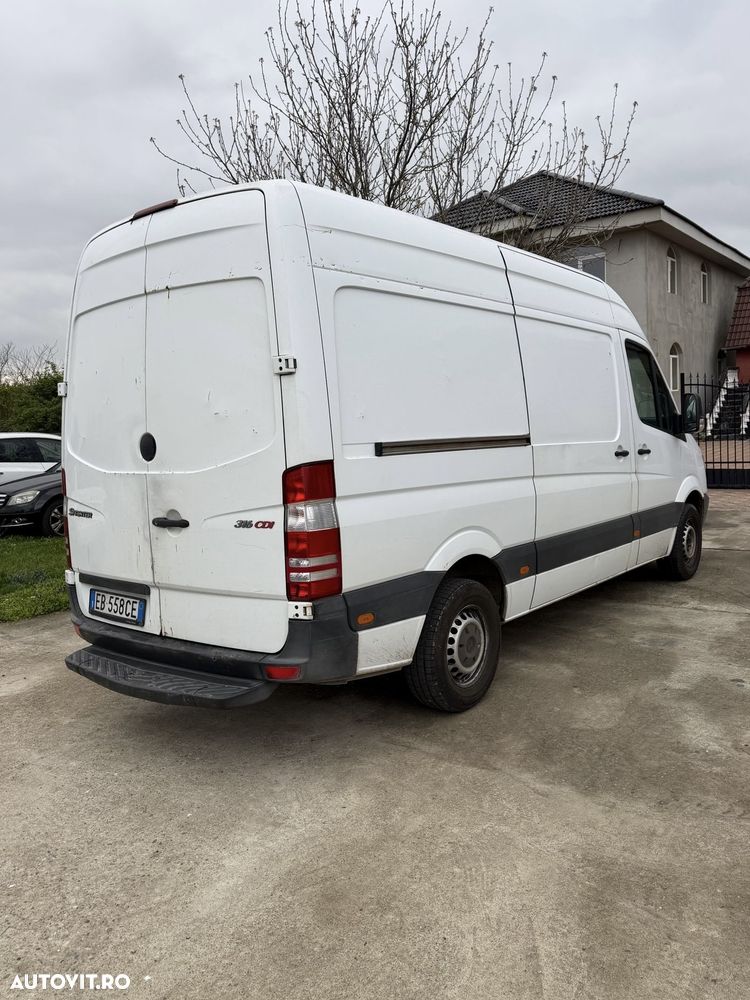 Mercedes-Benz Sprinter 906.211 EEV - 3