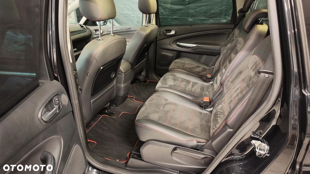 Ford S-Max - 18