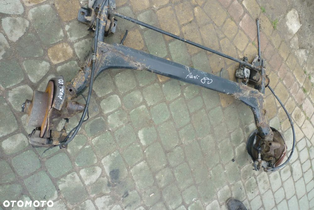 Belka tył oś Audi 80 - 1