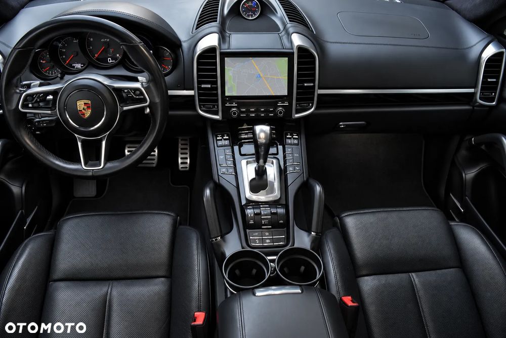 Porsche Cayenne - 7