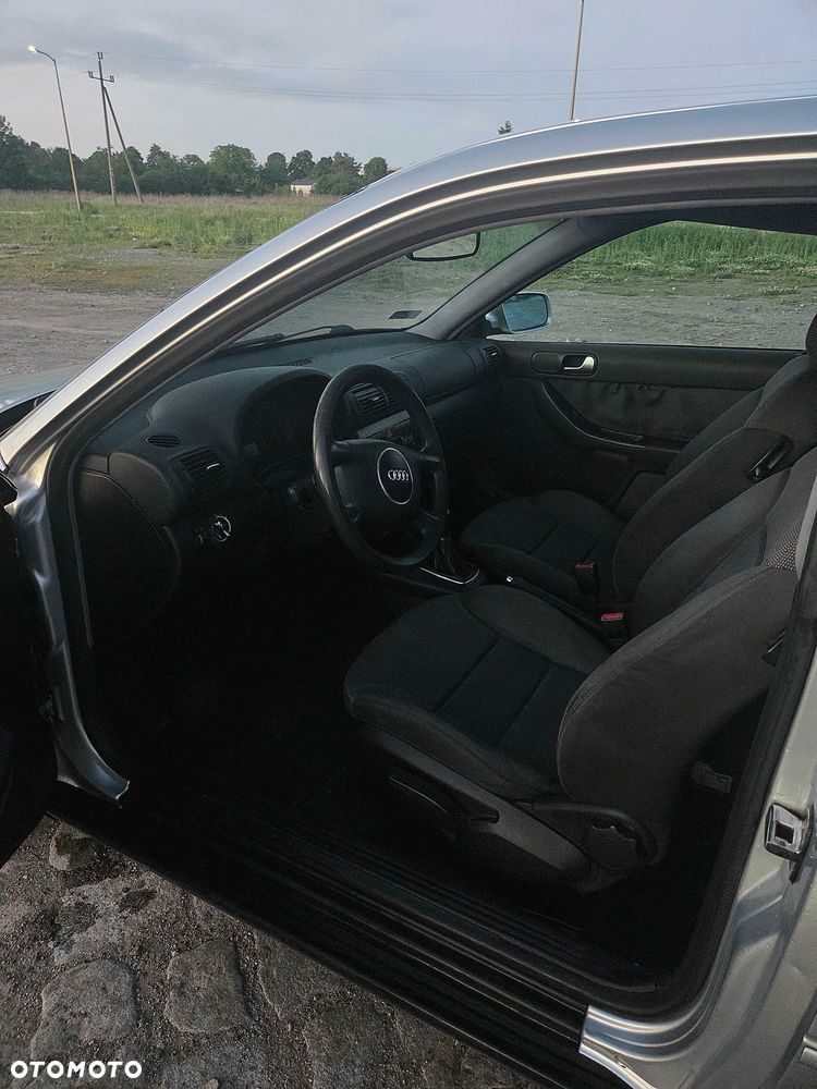 Audi A3 3-drzwiowe - 4