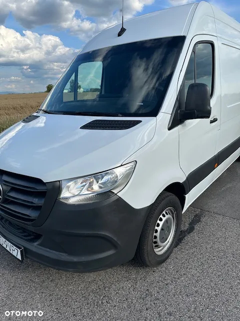 Mercedes-Benz Sprinter - 14