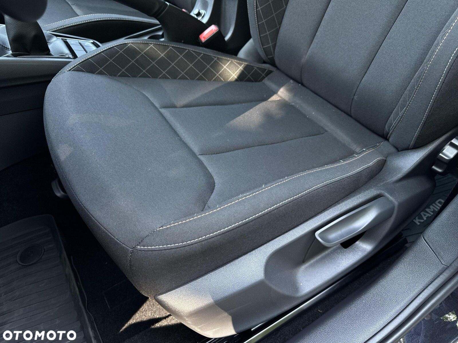 Skoda Kamiq 1.0 TSI Ambition - 17