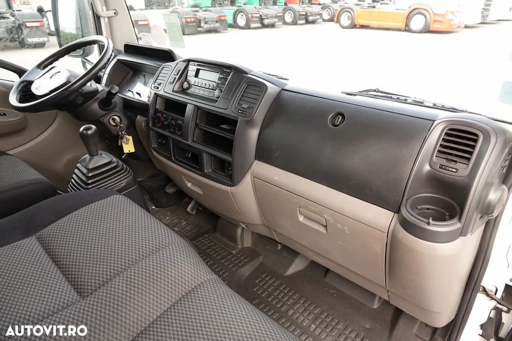 Renault MAXITY 140 / BALATĂ / DOUĂ TRANSPORTURI / MANUALĂ / 3 LOCURI / - 30