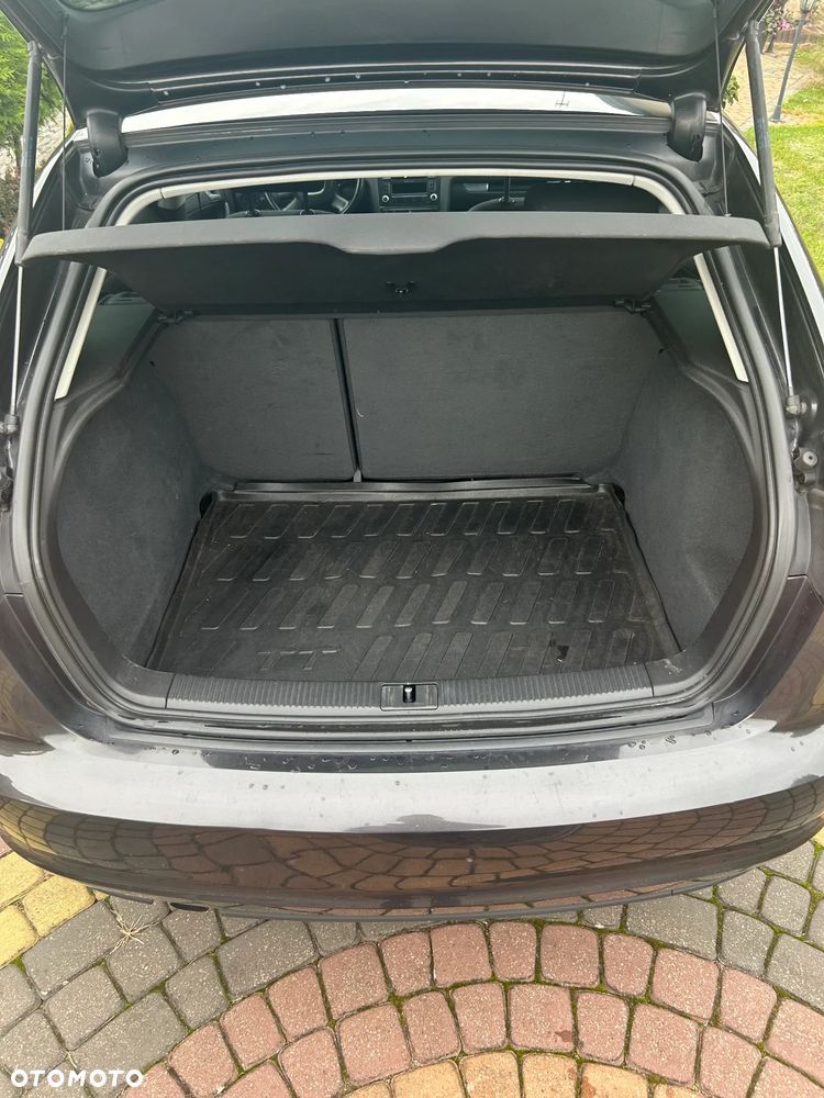 Audi A3 Sportback 2.0 TDI DPF Ambiente - 5