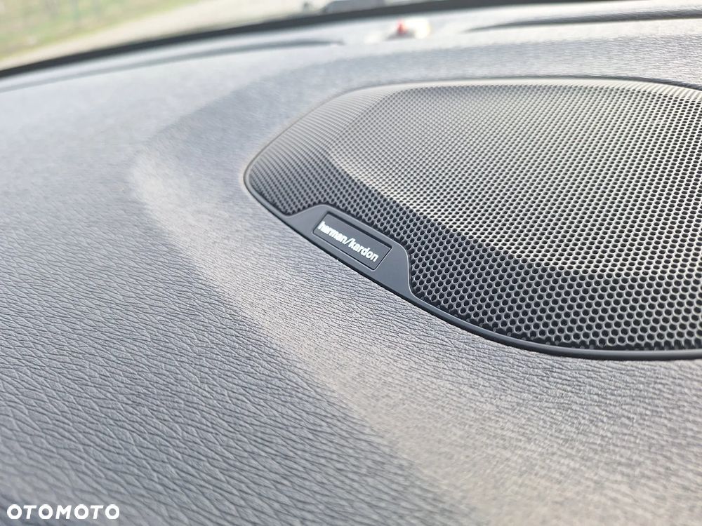 Volvo V40 D2 Momentum - 29