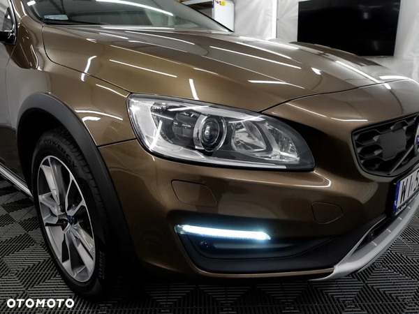 Volvo V60 Cross Country T5 AWD Summum