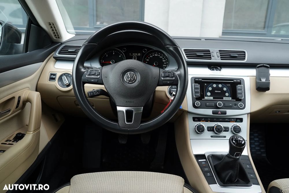 Volkswagen Passat CC 2.0 TDI BlueMotion Technology Exclusive - 10