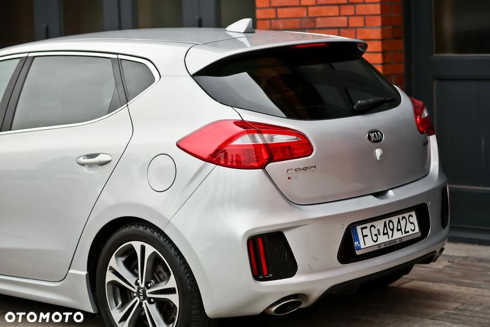 Kia Ceed Cee'd 1.6 CRDi GT Line - 15