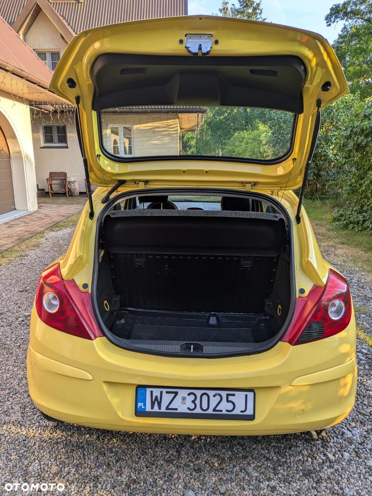 Opel Corsa 1.2 16V Enjoy - 12