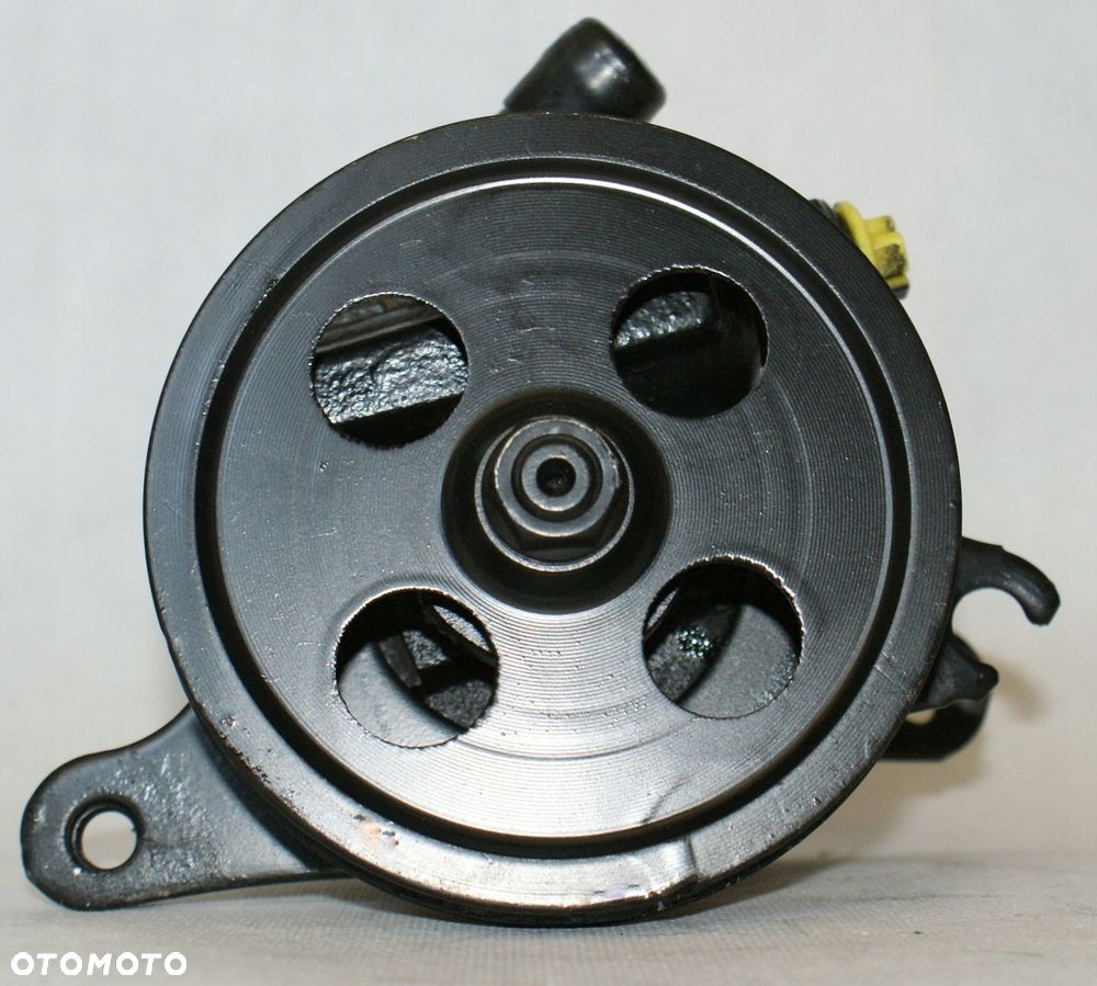 POMPA WSPOMAGANIA LEXUS RX300 TOYOTA CAMRY 3.0 V6 - 1