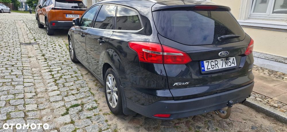 Ford Focus 1.5 EcoBoost Titanium ASS - 6