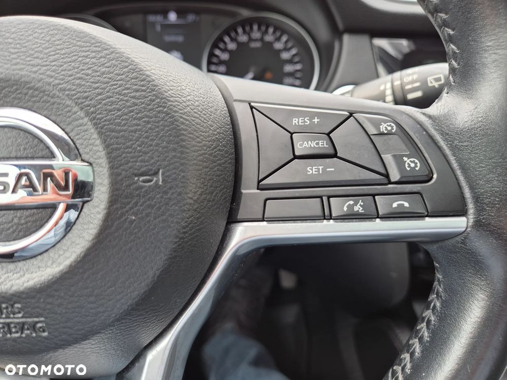 Nissan Qashqai - 23