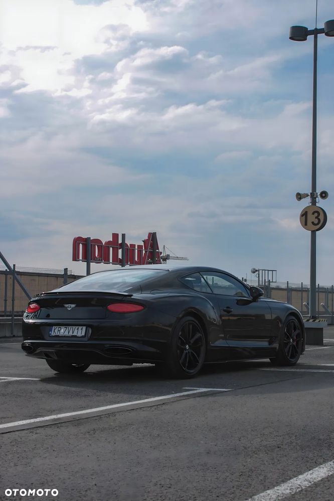 Bentley Continental GT - 10