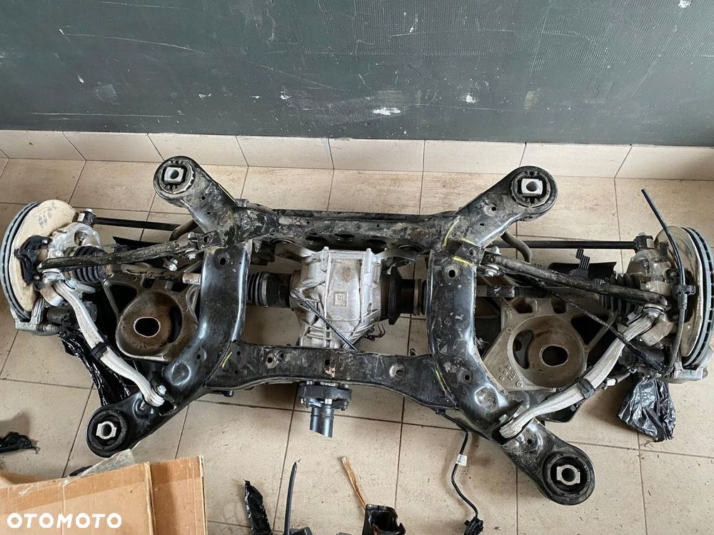 ZAWIESZENIE WÓZEK TYŁ KOMPLET MERCEDES GLE 167 LIFT - 1