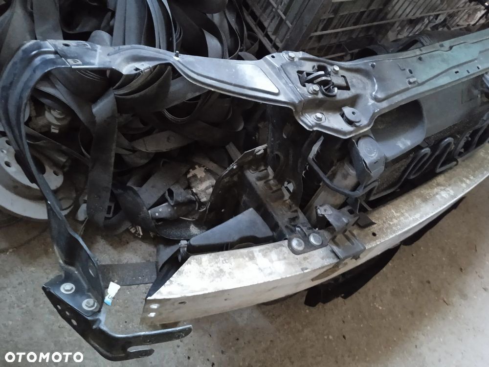 PAS PRZEDNI CHŁODNICE BELKA WENTYLATOR MERCEDES W203 203 - 2