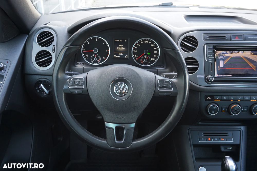 Volkswagen Tiguan 2.0 TDI SCR 4MOTION BlueMotion Technology DSG Sport & Style - 27